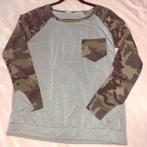 Camo sleeve, pocket sweatshirt